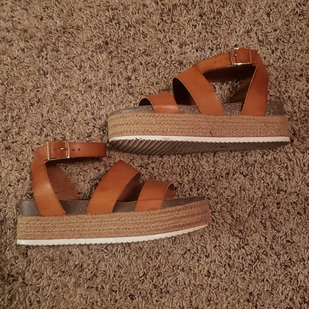 ESPADRILLES